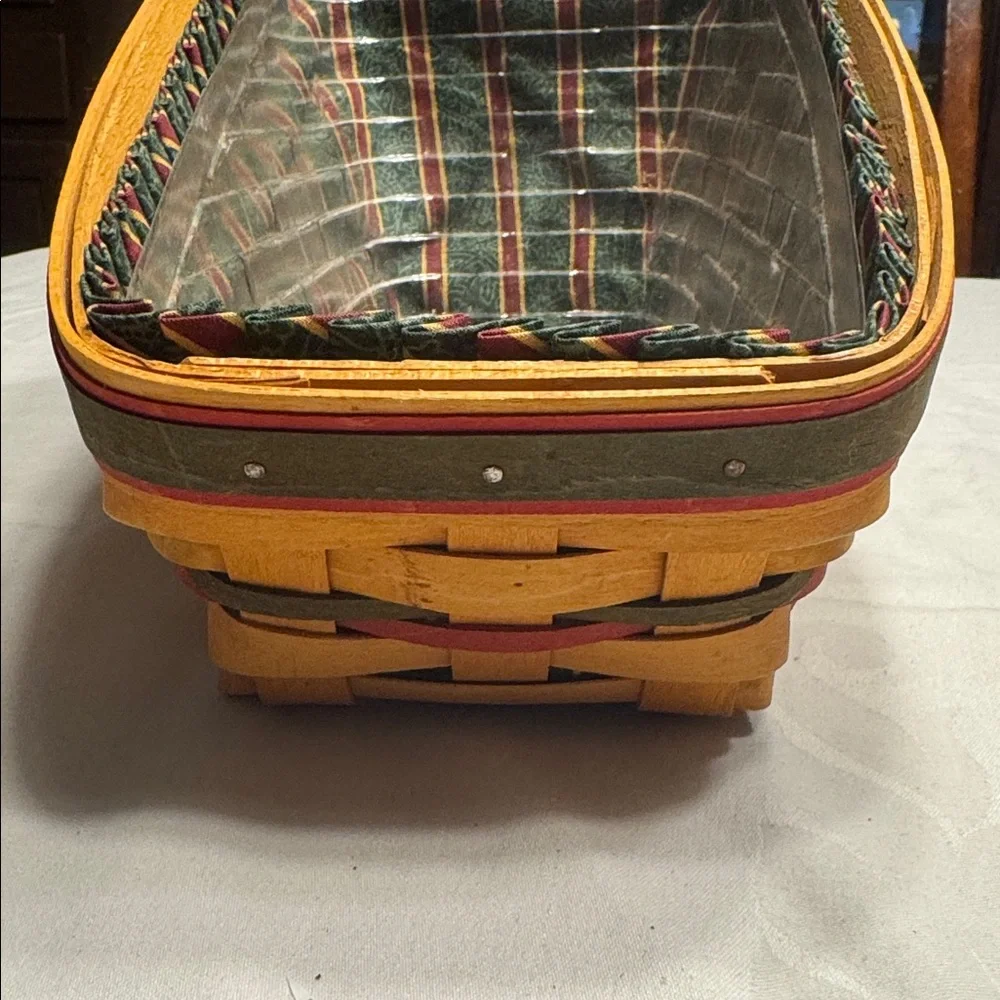 Longaberger Handwoven Holiday sleigh basket.  1997